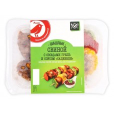 Шашлык из свинины АШАН Красная птица с овощами гриль и соусом Сацебели, 230 г (kastd) в магазинах Ашан