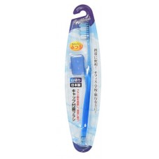 Зубная щетка SEIWA с колпачком в магазинах Ашан