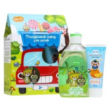 Подарочный набор для детей Family Cosmetics Moni me Сладкое путешествие, гель-шампунь 500 мл + зубная паста 75 г (kastd) в магазинах Ашан