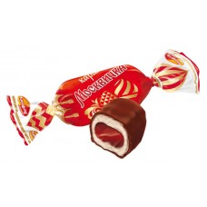 Карамель Рот Фронт Москвичка хрустящая с ликерной начинкой, вес (kastd) в магазинах Ашан