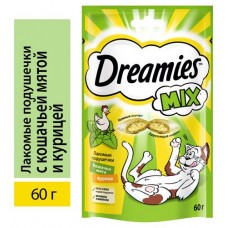 Лакомство для кошек Dreamies Mix подушечки с мятой и курицей, 60 г (kastd) в магазинах Ашан