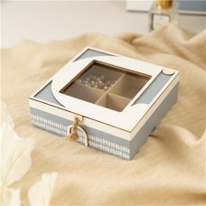 Декоративная шкатулка, 16х16х5 см, в ассортименте в магазинах FixPrice