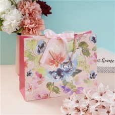 Пакет подарочный, With Love, 28х35х12 см, в ассортименте в магазинах FixPrice