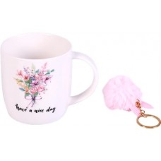 Кружка HOMECLUB 350мл, фарфор, с брелоком, в подарочной упаковке в магазинах Лента