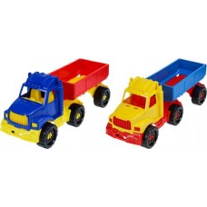 Машинка пластмассовая, в ассортименте в магазинах Лента