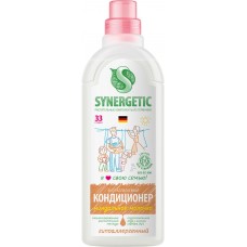 Кондиционер для белья SYNERGETIC Миндальное молочко, биоразлагаемый, 1л в магазинах Лента