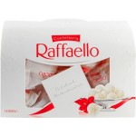 Конфеты RAFFAELLO с цельным миндальным орехом в кокосовой обсыпке, 240г