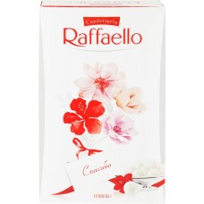 Конфеты RAFFAELLO с цельным миндальным орехом в кокосовой обсыпке, 70г в магазинах Лента