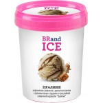 Мороженое BRAND ICE Пралине, сливочное ванильное с орехами пекан в глазури пралине и карамельной прослойкой 12%, без змж, пластиковый стакан, 1000мл