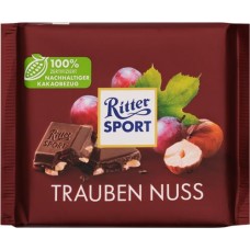 Шоколад молочный RITTER SPORT с лесным орехом и калифорнийским изюмом, 100г в магазинах Лента