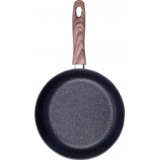 Сковорода литая HOMECLUB Terra 24см, глубокая, антипригарное покрытие в магазинах Лента