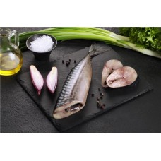 Скумбрия пряного посола ЛЕНТА FRESH потрошеная без головы, в солевой заливке, весовая в магазинах Лента
