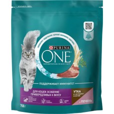 Корм сухой для кошек PURINA ONE с уткой и печенью, для привередливых к вкусу, 750г в магазинах Лента