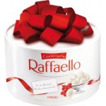 Конфеты Raffaello с цельным миндальным орехом в кокосовой обсыпке 200г Конфеты Raffaello с цельным миндальным орехом в кокосовой обсыпке 200г