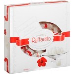Конфеты Raffaello с цельным миндальным орехом в кокосовой обсыпке 240г Конфеты Raffaello с цельным миндальным орехом в кокосовой обсыпке 240г