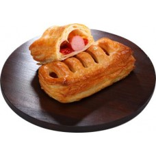 Дениш с сосиской и кетчупом XXL 100г в магазинах Магнит