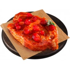 Стейк из свиной шеи в маринаде Брусничный в магазинах Магнит