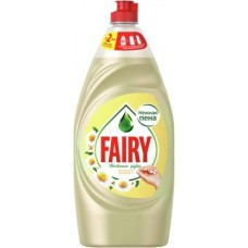 Средство для мытья посуды Fairy Нежные руки Ромашка и витамин E 900мл в магазинах Магнит