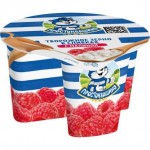 Творог зерненый Простоквашино в сливках с малиной 5% 140г