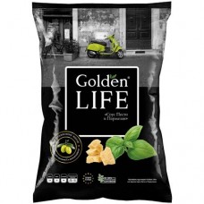Чипсы картофельные Golden Life со вкусом соуса песто и пармезана, 90г в магазинах Перекресток