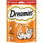 Лакомство Dreamies для кошек подушечки с курицей, 140г
