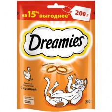 Лакомство Dreamies для кошек подушечки с курицей, 200г в магазинах Перекресток