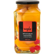 Коктейль фруктовый Vegda Product в лёгком сиропе, 820г в магазинах Перекресток