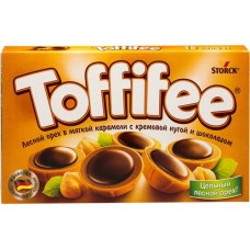 Конфеты Toffifee лесной орех в карамели, 125г в магазинах Перекресток