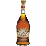 Коньяк Арарат 3 звезды армянский 40%, 700мл