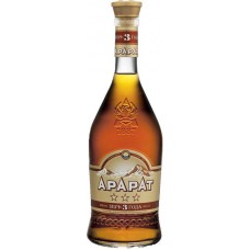 Коньяк Арарат 3 звезды армянский 40%, 700мл в магазинах Перекресток