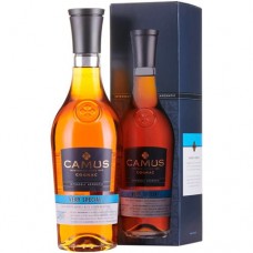 Коньяк Camus Very Special ординарный трехлетний, 500мл в магазинах Перекресток