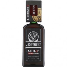 Ликер Jagermeister Scharf Hot Ginger десертный в наборе с стопкой, 700мл в магазинах Перекресток