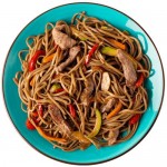 Лапша гречневая с говядиной и овощами Зелёная Линия, 250г