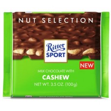 Шоколад молочный Ritter Sport с кусочками солёного кешью, 100г в магазинах Перекресток