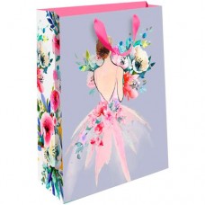 Пакет подарочный Арт и Дизайн стандарт плюс BC в ассортименте 18х22.3см в магазинах Перекресток